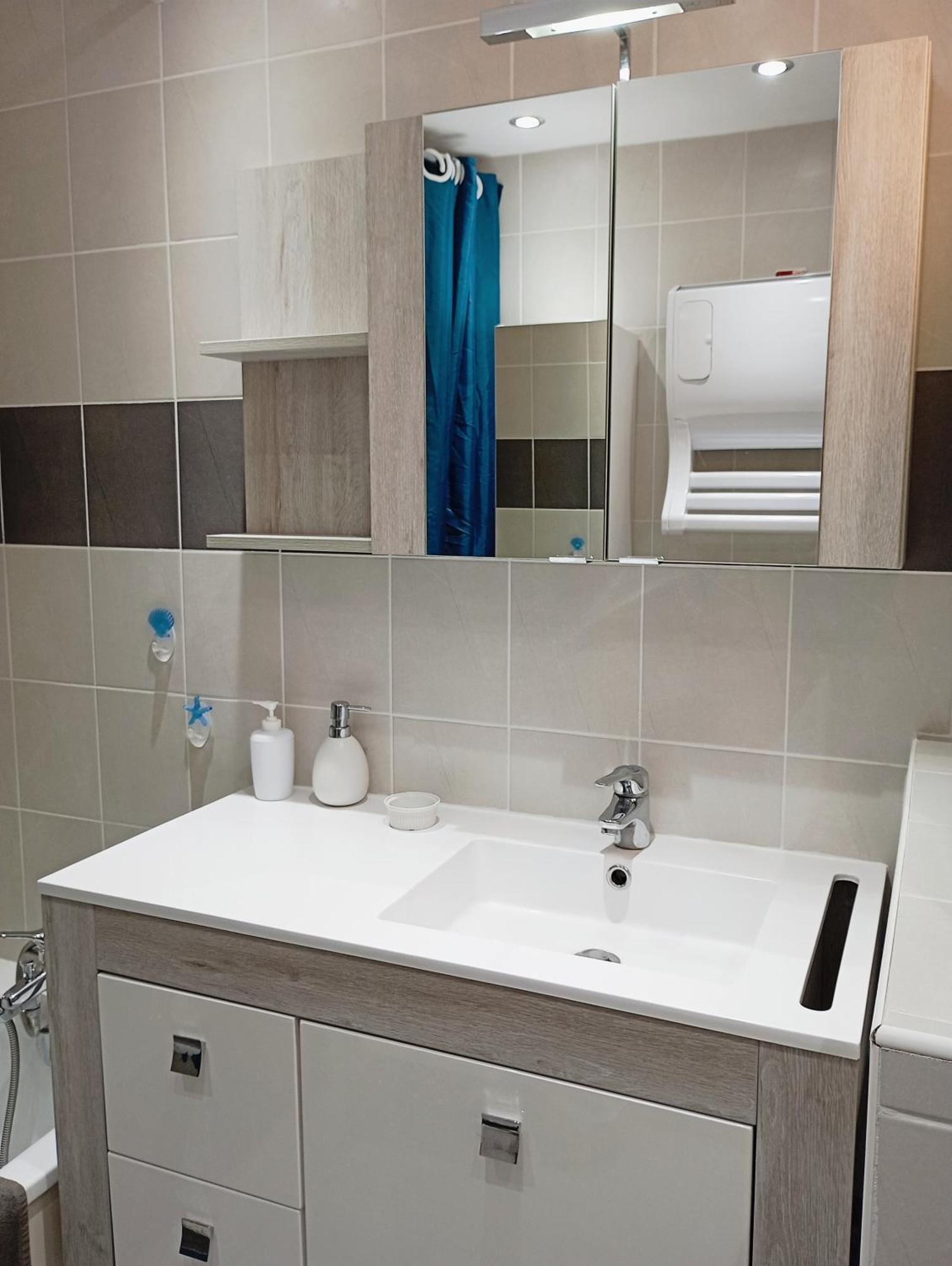 Grand Appartement Proche Port Et Plages, 6 A 8 Pers, 3 Chambres, Climatise Agde Exterior foto